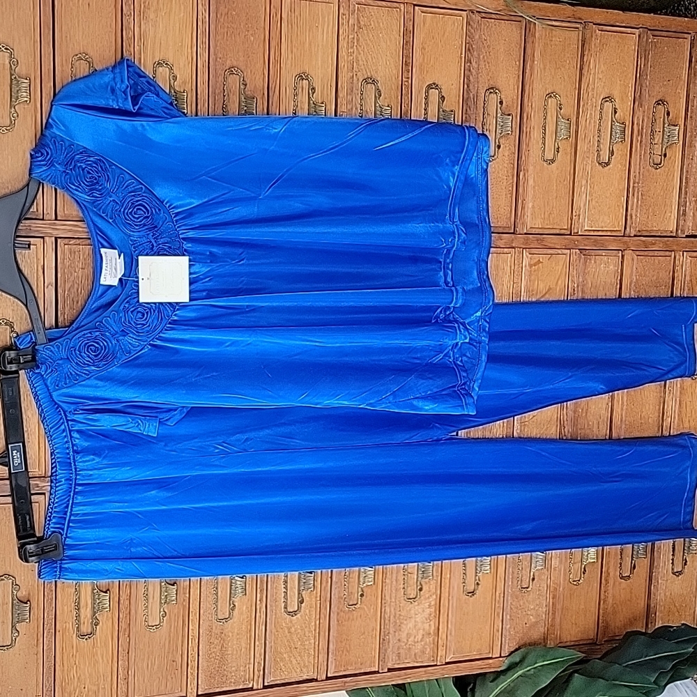 NewMedium Lati Fashion Pj's Set
